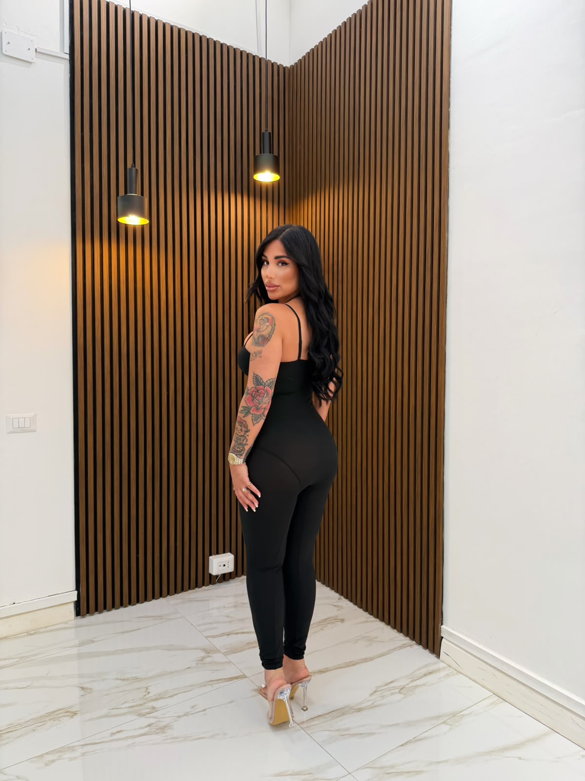 JUMPSUIT MODELLANTE