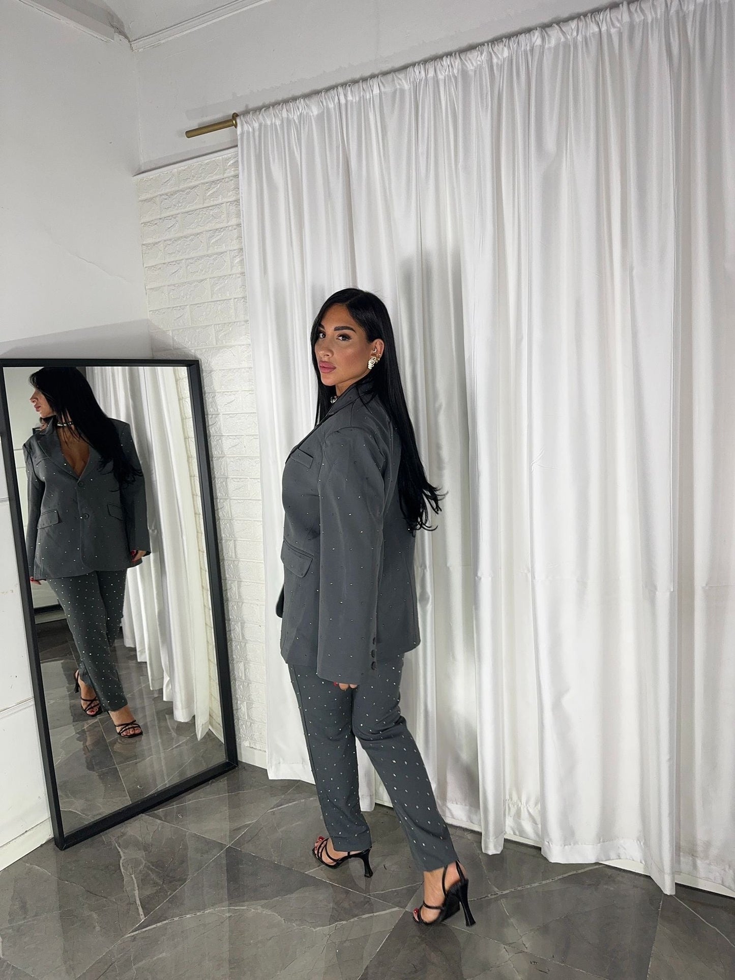 TAILLEUR SWAROSKY GRIGIO