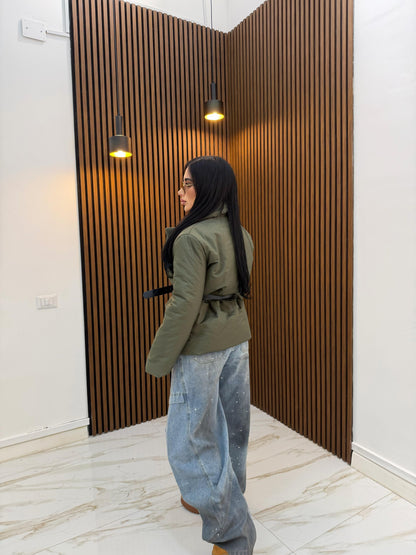 PIUMINO CON CINTURA VERDE MILITARE