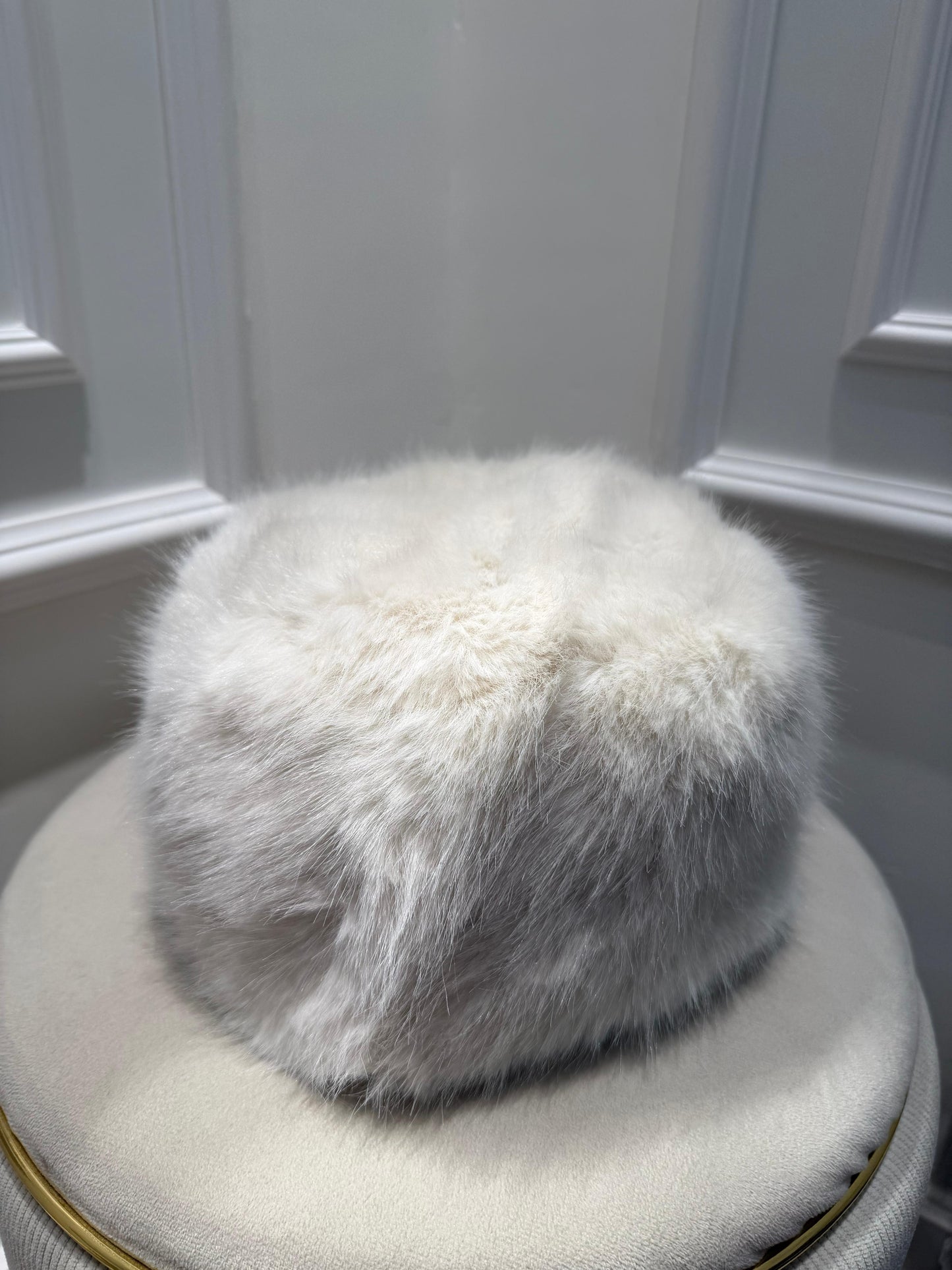 CAPPELLO CON PELLICCIA