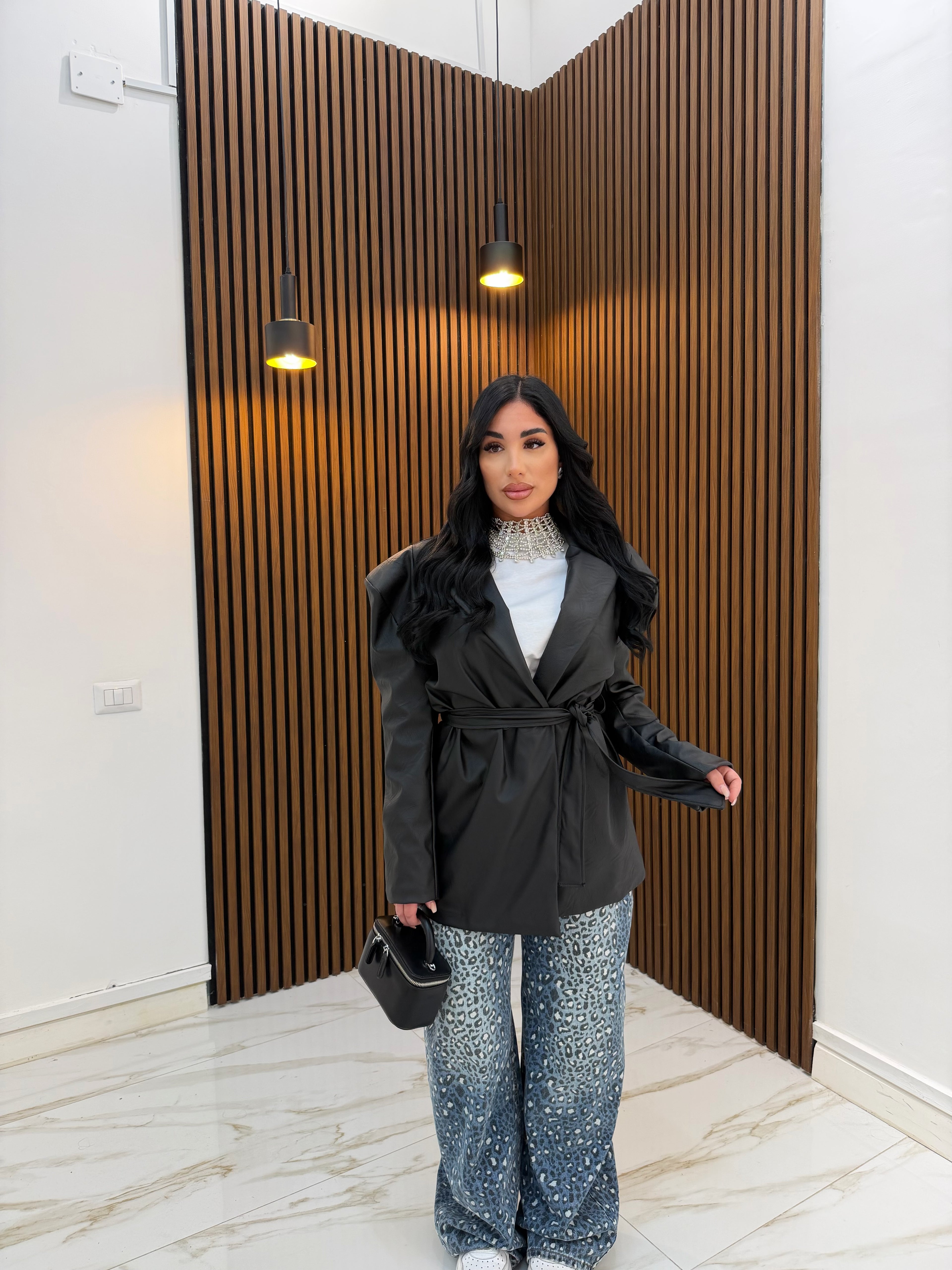 GIACCA A SBUFFO IN ECOPELLE NERO