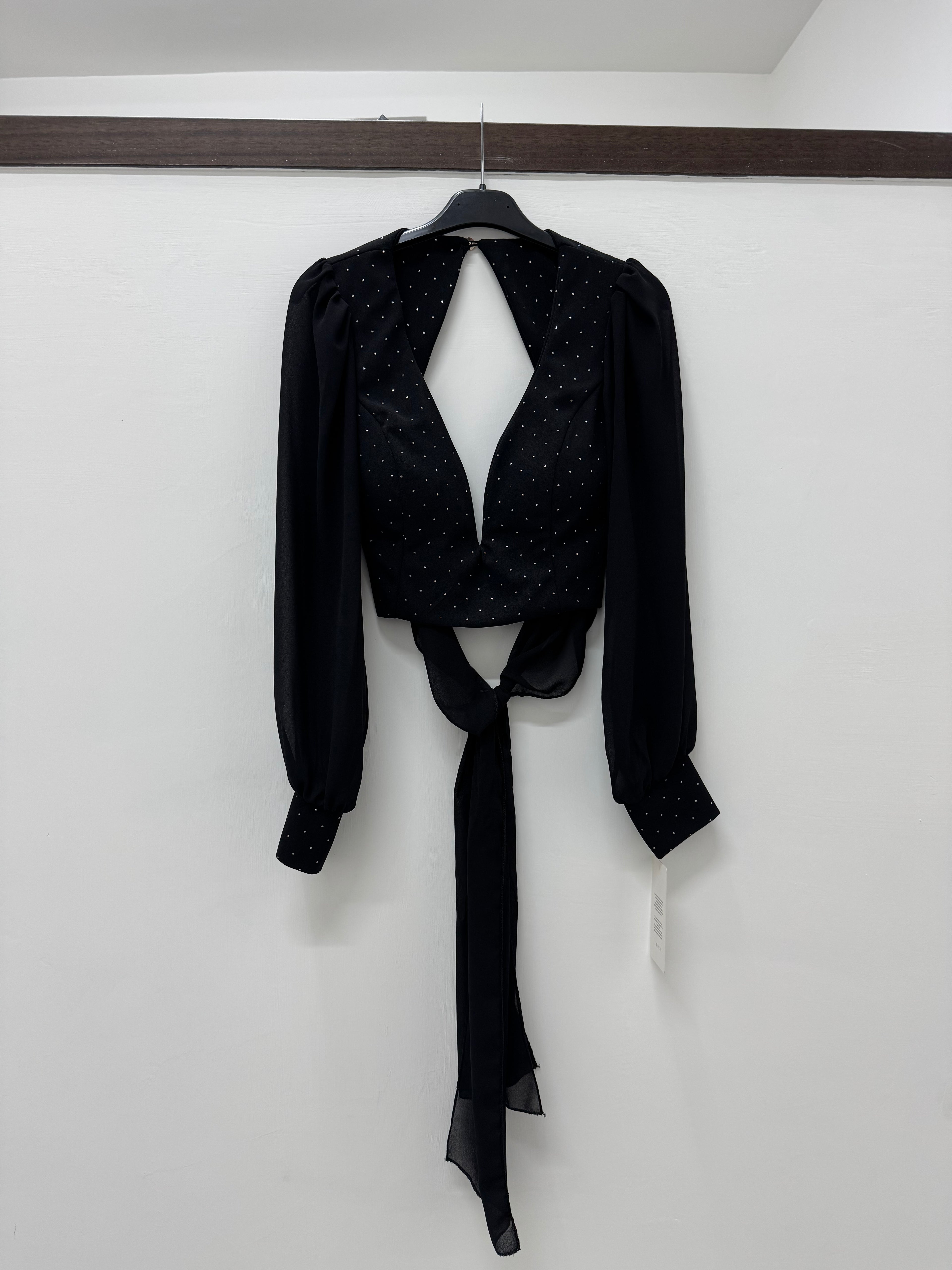 TOP CON STRASS NERO
