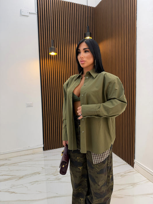 CAMICIA SAGOMATA VERDE