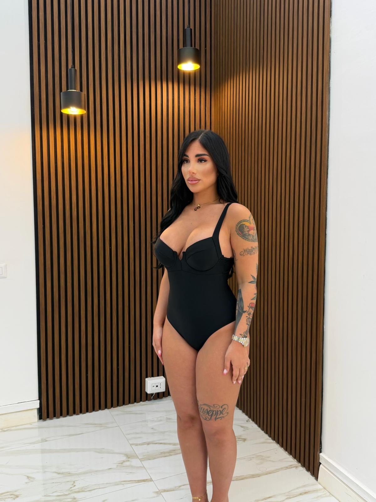 COSTUME INTERO TOTAL BLACK