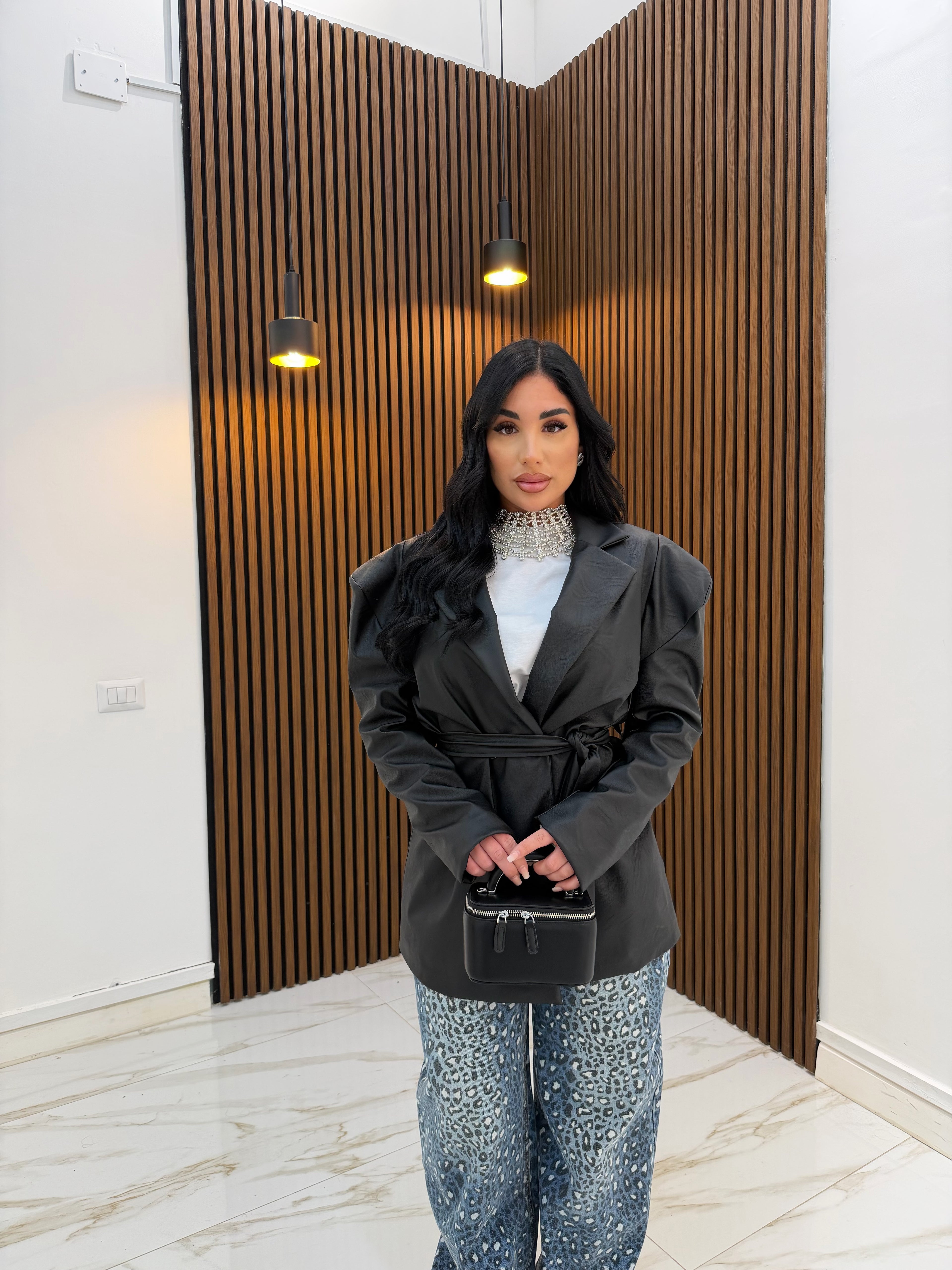 GIACCA A SBUFFO IN ECOPELLE NERO