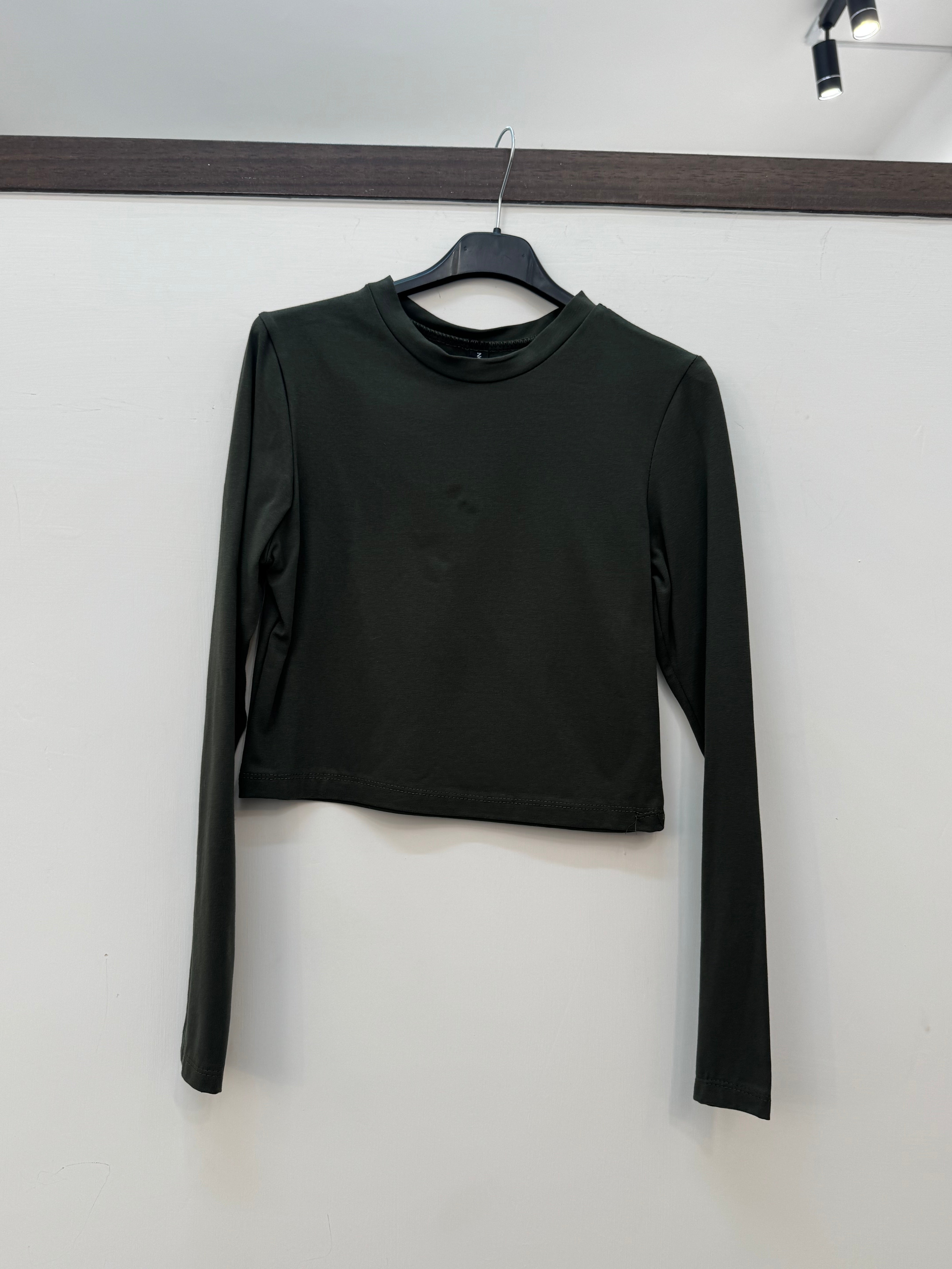 MAGLIA CROP VERDE