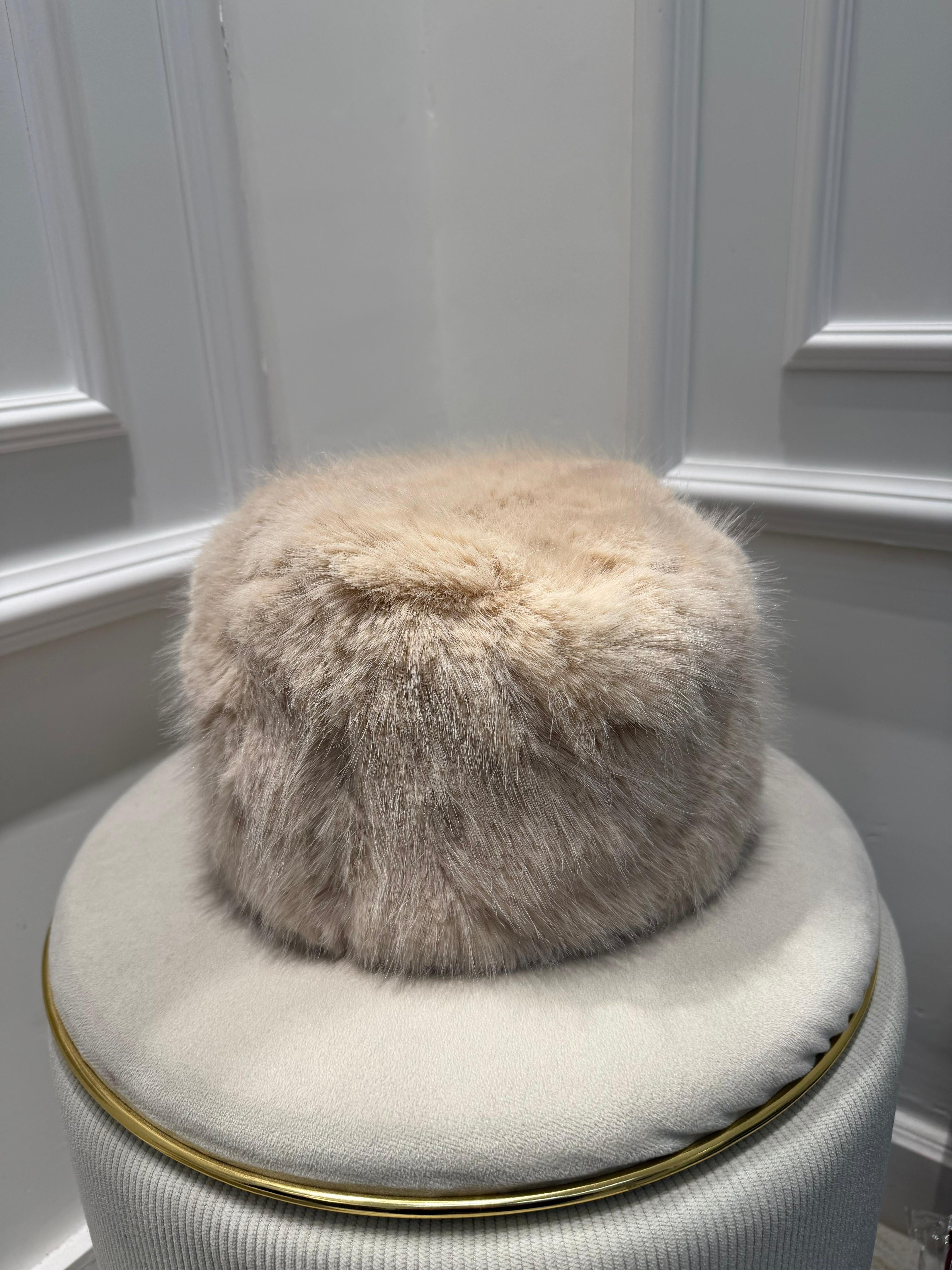 CAPPELLO CON PELLICCIA