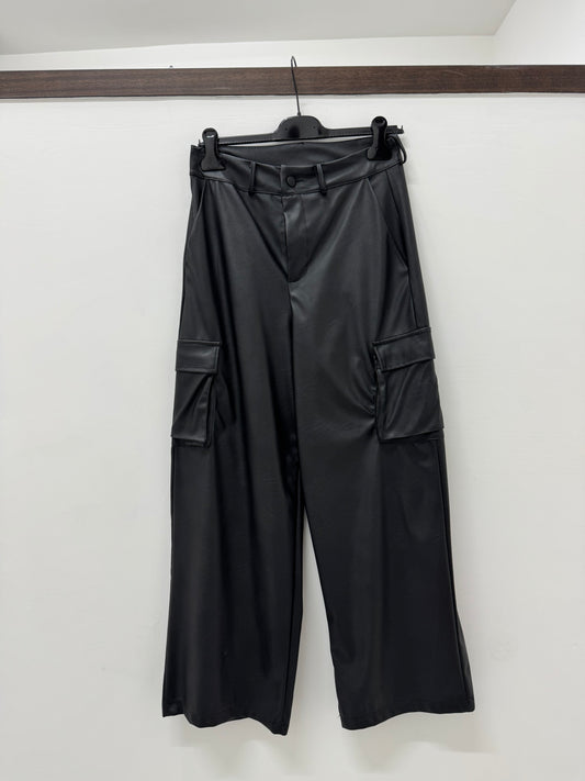 PANTALONE IN ECOPELLE