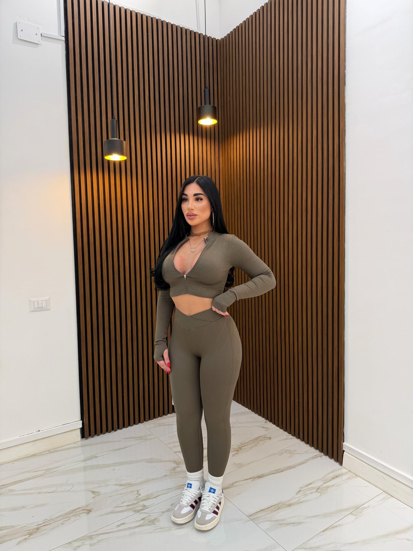 CORDINATO FITNESS MARRONE