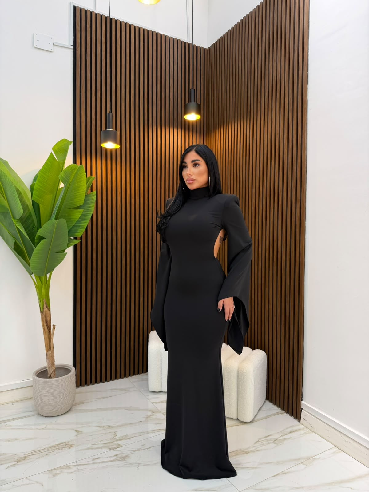 DRESS LUXURY