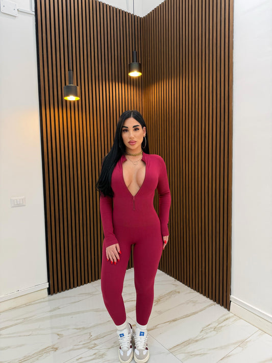 JUMPSUIT CON ZIP BORDEAUX