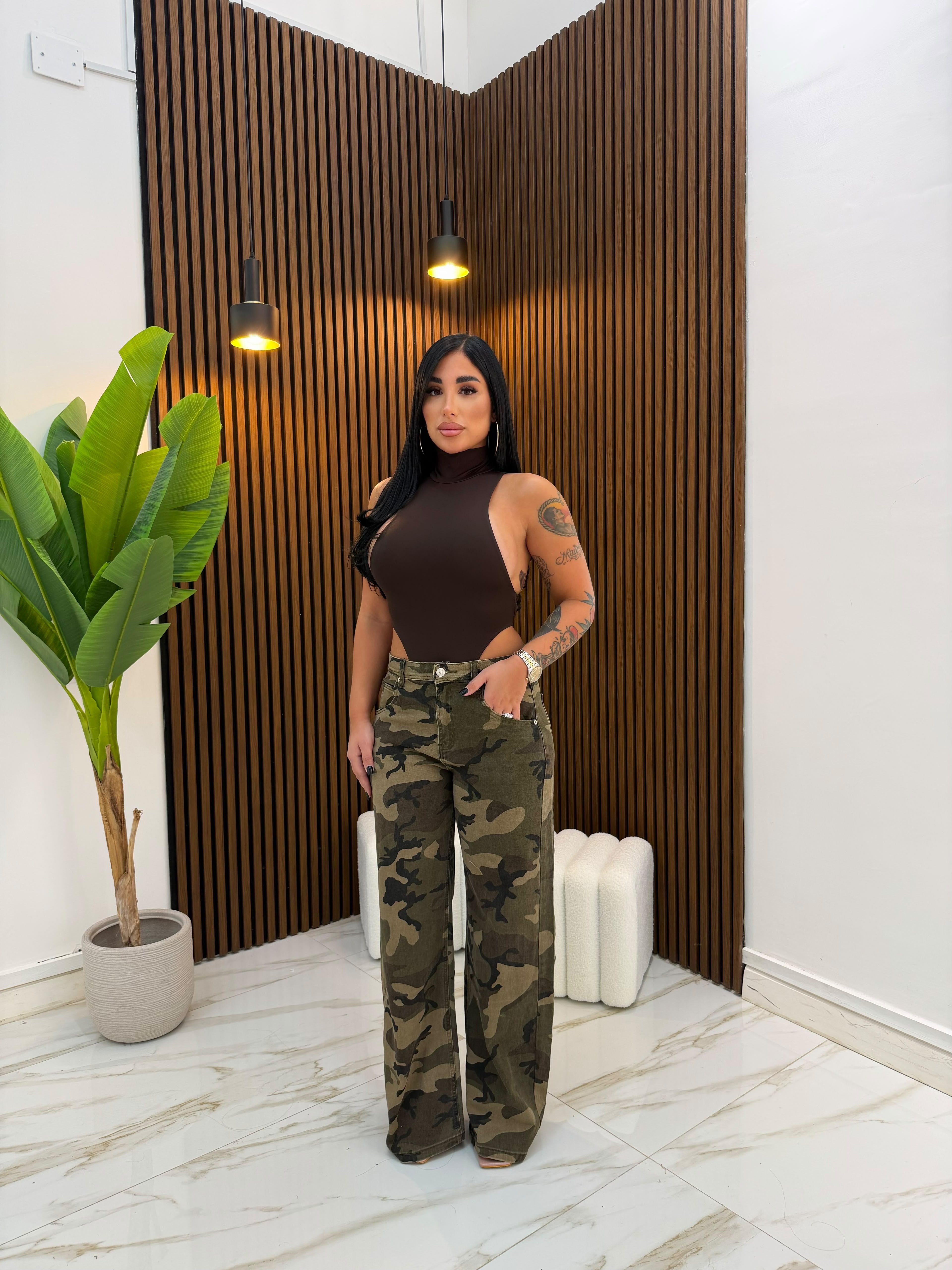 BODY SCOLLO AMERICANO MARRONE