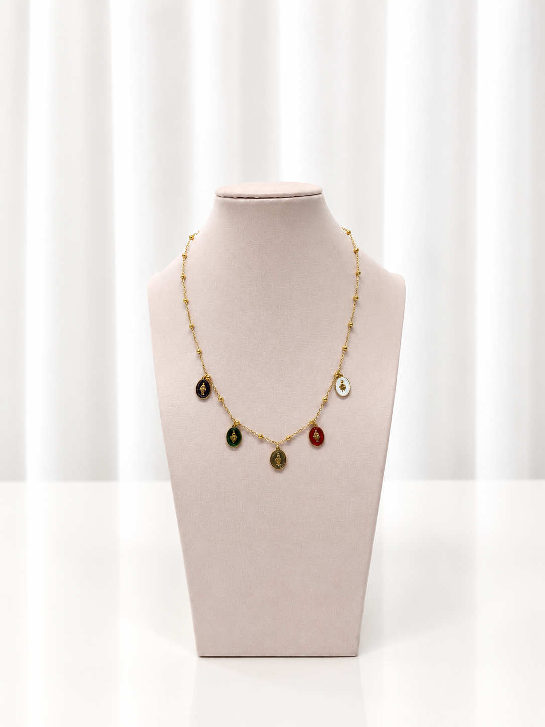 COLLANA SAINT
