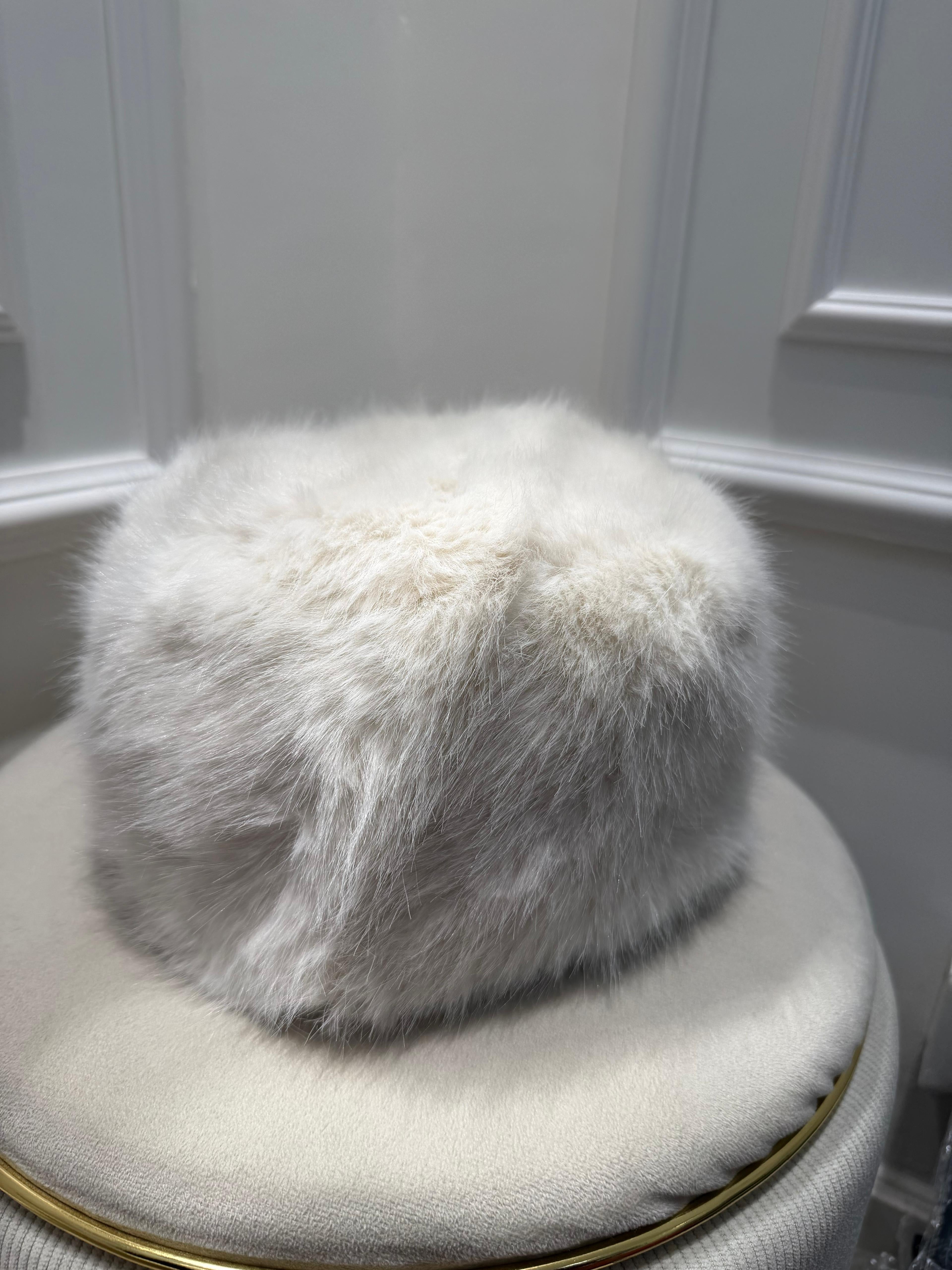 CAPPELLO CON PELLICCIA