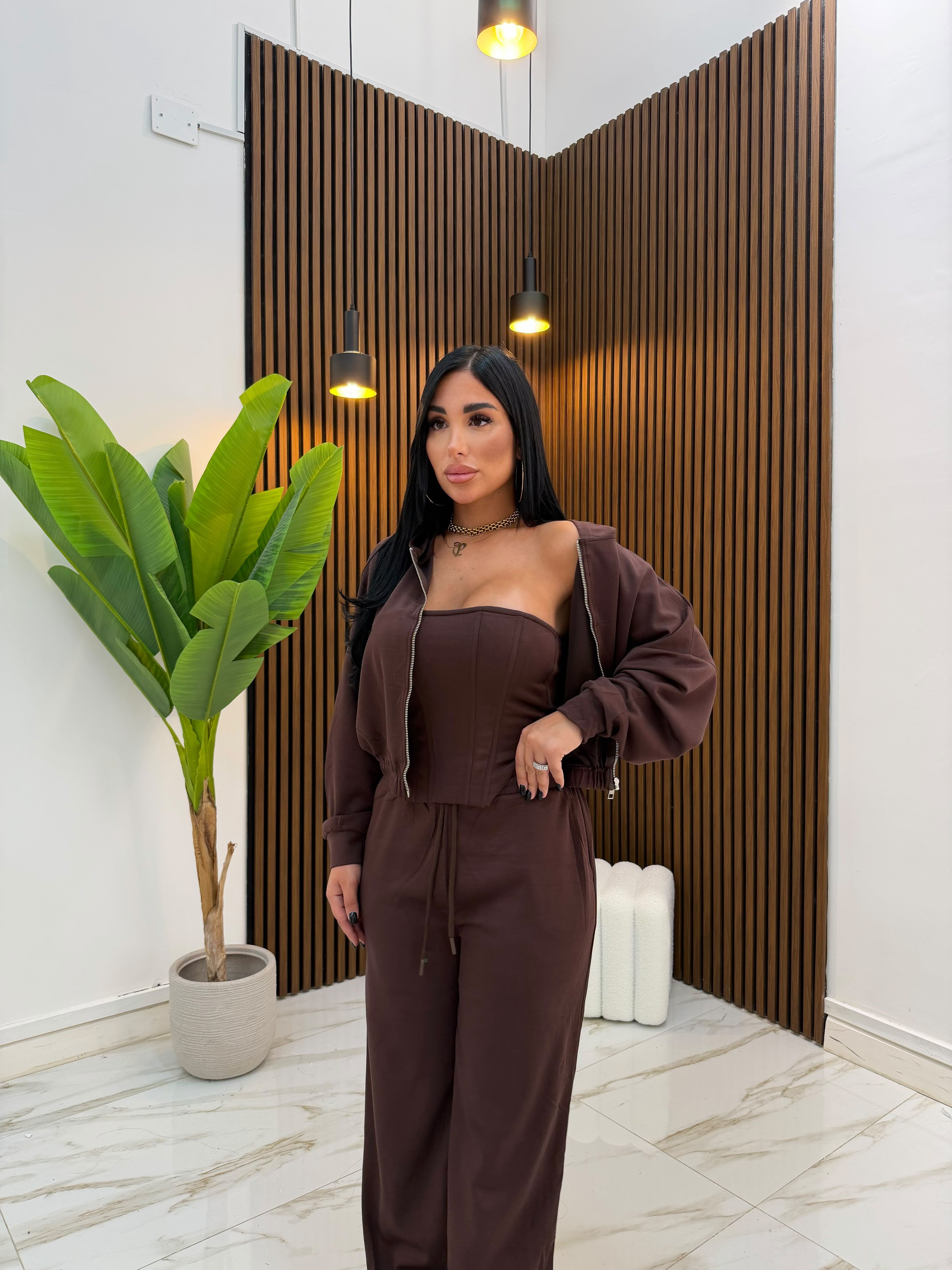 CORDINATO THREE PIECES MARRONE