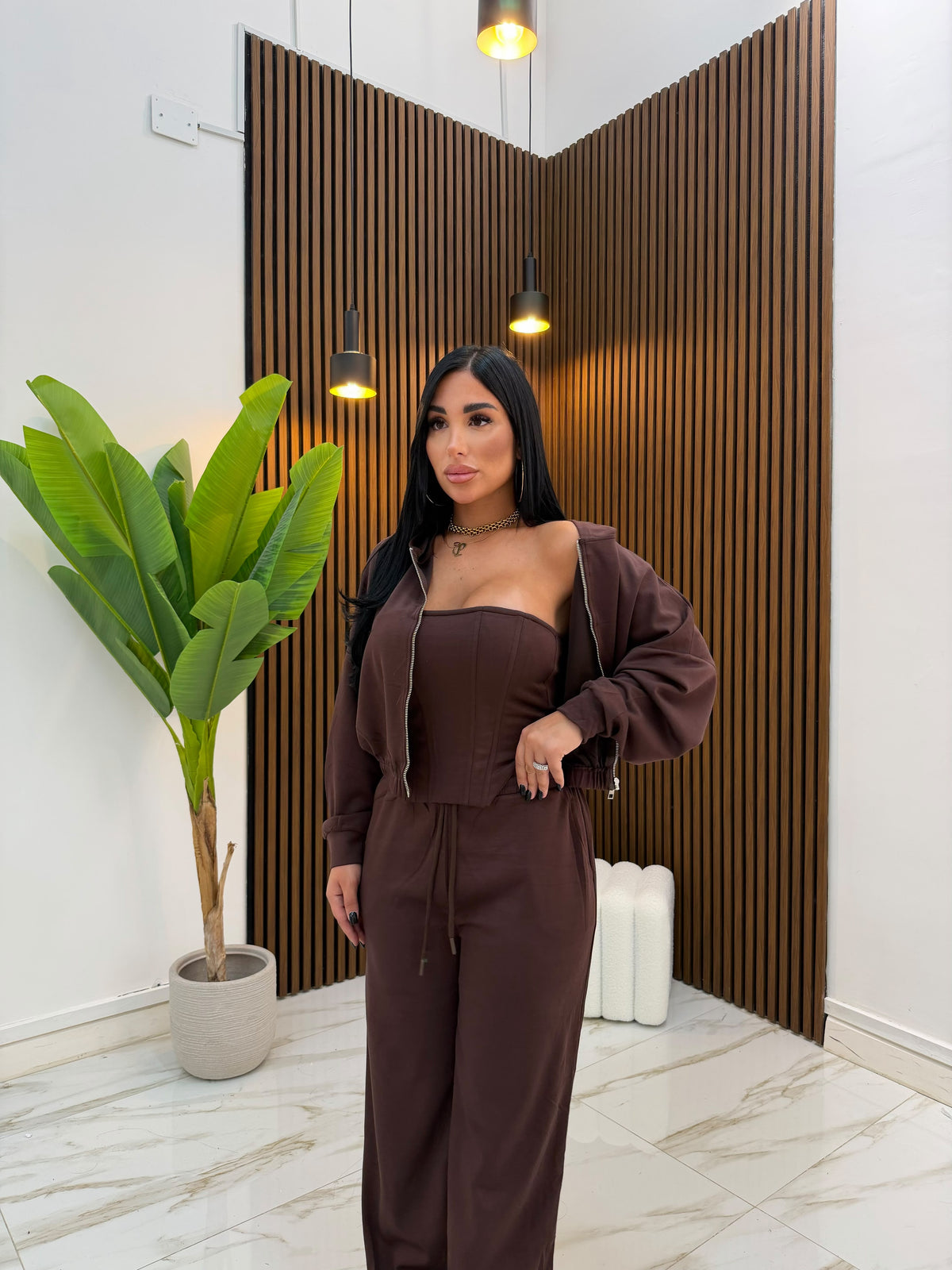 CORDINATO THREE PIECES MARRONE