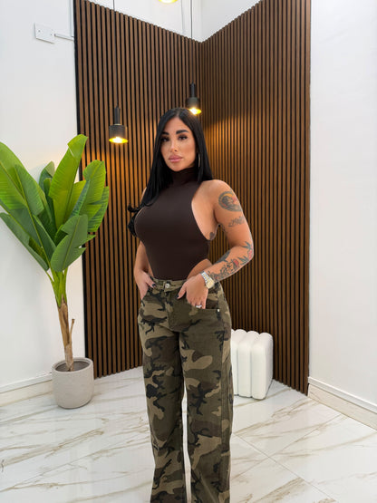 BODY SCOLLO AMERICANO MARRONE