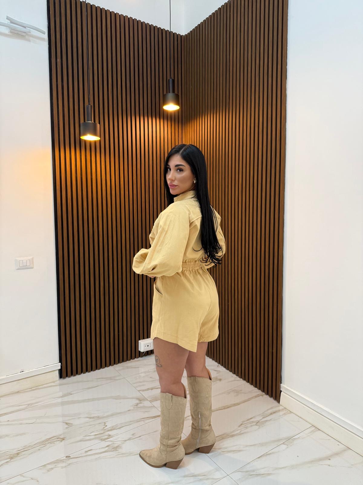 TUTINA CLARISSA CAMEL