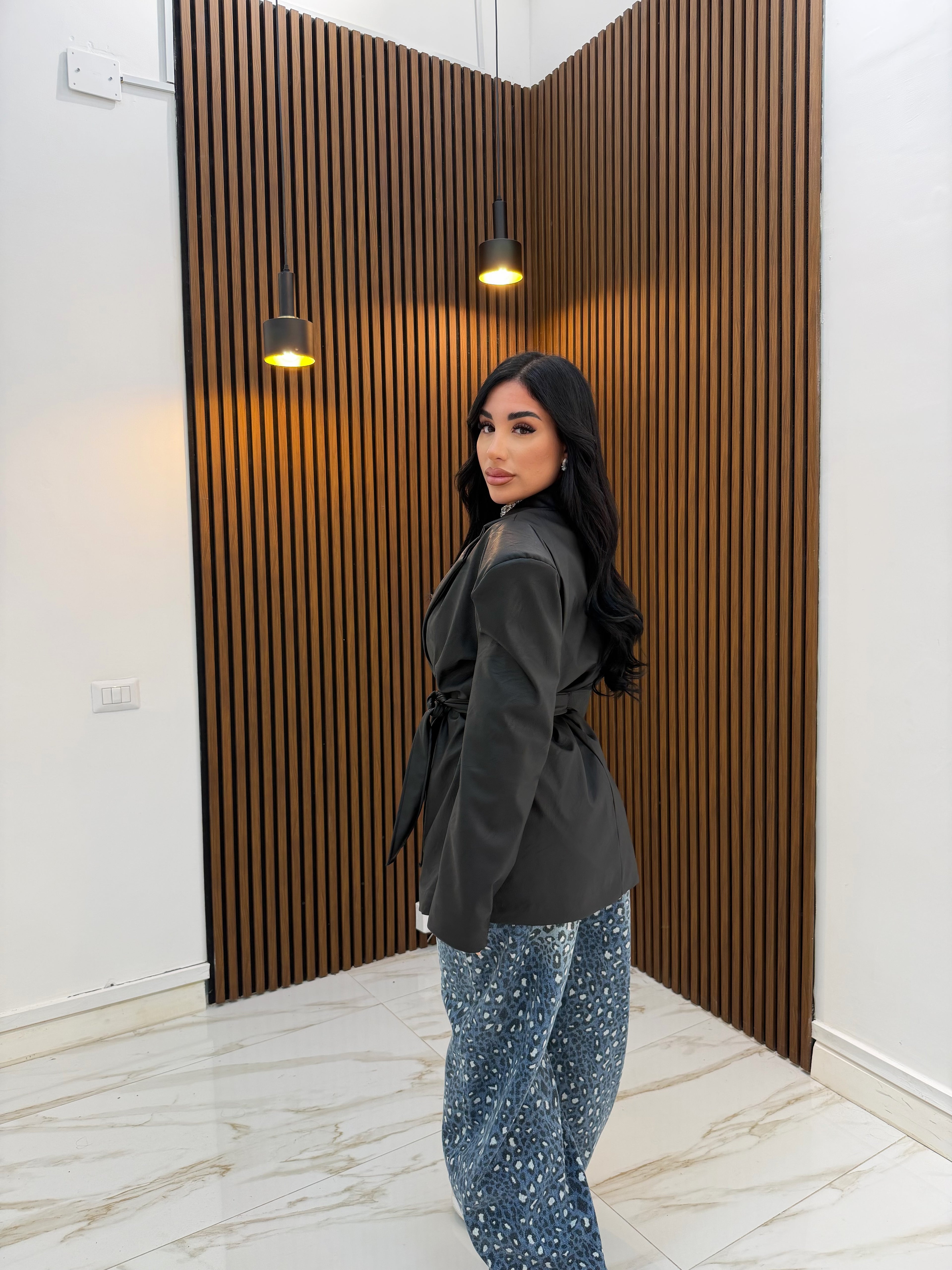 GIACCA A SBUFFO IN ECOPELLE NERO